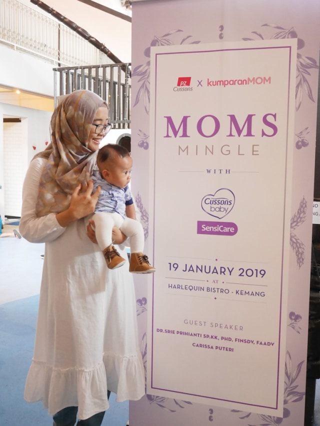 Belajar Bareng Tentang Cara Merawat Kulit Bayi yang Sensitif di Acara Moms Mingle 