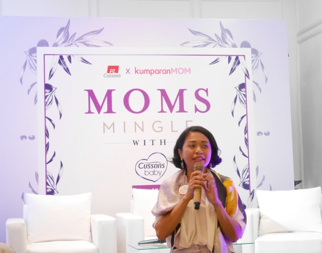 Belajar Bareng Tentang Cara Merawat Kulit Bayi yang Sensitif di Acara Moms Mingle  (2)