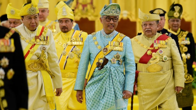 Suasana pelantikan Raja baru Malaysia, Sultan Abdullah Sultan Ahmad Shah di Istana Nasional di Kuala Lumpur, Malaysia. (Foto: Departemen Informasi/Shaiful Nizal Ismail )