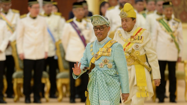 Suasana pelantikan Raja baru Malaysia, Sultan Abdullah Sultan Ahmad Shah di Istana Nasional di Kuala Lumpur, Malaysia. (Foto: Departemen Informasi/Shaiful Nizal Ismail )