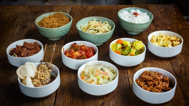 Rijsttafel, Sajian Indonesia yang Populer di Belanda. Foto: Dok. Casa di Batavia