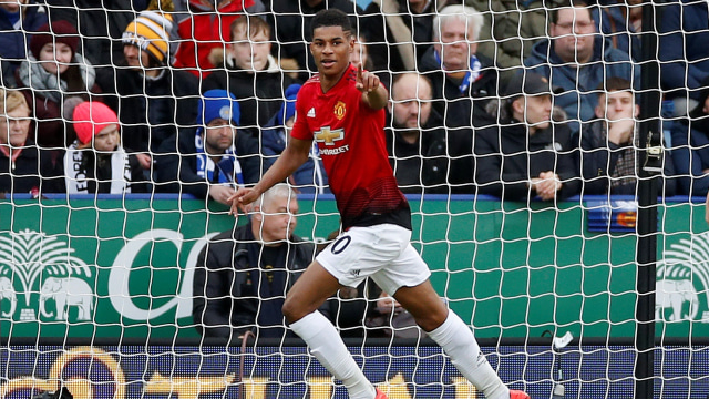 Marcus Rashford merayakan gol ke gawang Leicester City. Foto: Reuters/Andrew Boyers