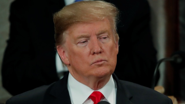 Presiden Amerika Serikat, Donald Trump saat pidato kongres kenegaraan di Capitol Hill, Washington, Amerika Serikat. Foto: REUTERS/Jim Young
