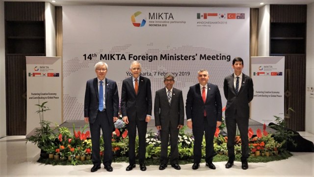 Pertemuan ke 14 Menteri Luar Negeri MIKTA di Yogyakarta. Foto: Darin Atiandina/kumparan