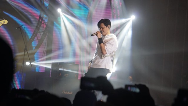 Ilustrasi band GIGI menampilkan lagu Lebaran Sebentar Lagi. Foto: Helmi Afandi/kumparan