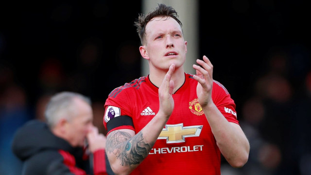 Jones merayakan kemenangan Man United atas Fulham. Foto: Reuters/Andrew Couldridge