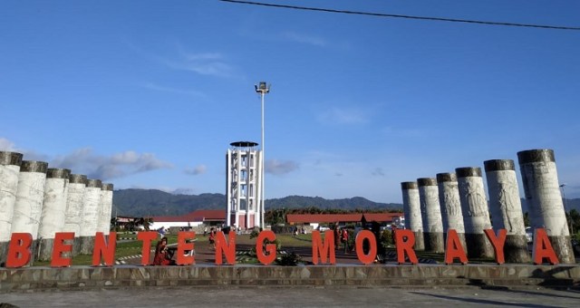 Monumen Benteng Moraya di Kabupaten Minahasa, Sulawesi Utara