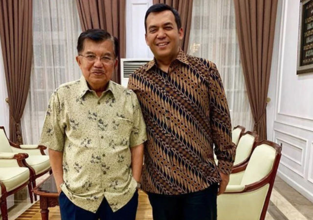 Wapres Jusuf Kalla dan Silmy Karim Dirut Krakatau Steel. (Instagram/@silmykarim)