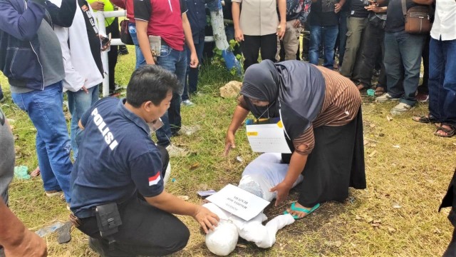 Proses rekonstruksi petaka pacuan kuda di Lumajang. Foto: Dok. Polres Lumajang