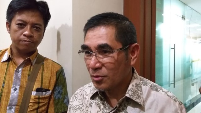 Mantan Ketua Mahkamah Konstitusi Hamdan Zoelva di DKPP. Foto: Fadjar Hadi/kumparan