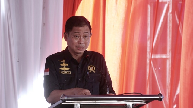 Menteri ESDM, Ignasius Jonan dalam peresmian jaringan gas bumi rumah tangga Kota Tarakan & BBM satu harga Kabupaten Malinau di Kota Tarakan, Jumat (15/2). Foto: Sejati Nugroho/kumparan