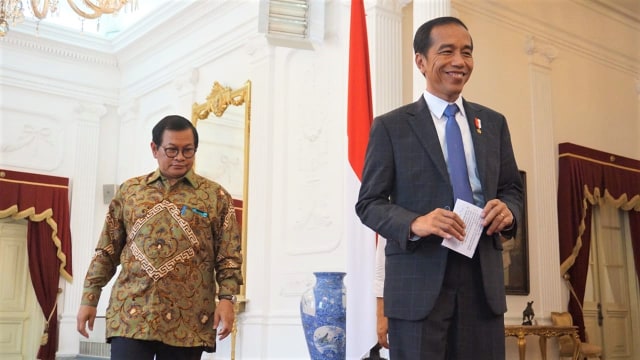 Presiden Joko Widodo menggelar konferensi pers terkait cuitan CEO Bukalapak, Achmad Zaky di Twitter. Foto: Yudhistira Amran Saleh/kumparan