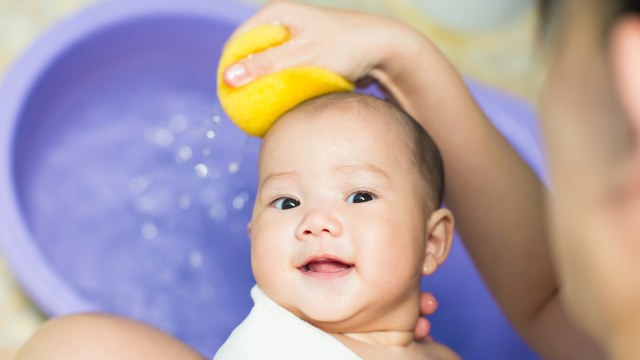 Ilustrasi bak mandi bayi. Foto: Shutter Stock
