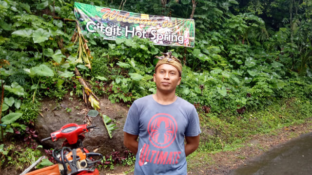 Pengelola Wisata Gitgit Hot Spring, Made Wicana. Foto: Denita BR Matondang/kumparan