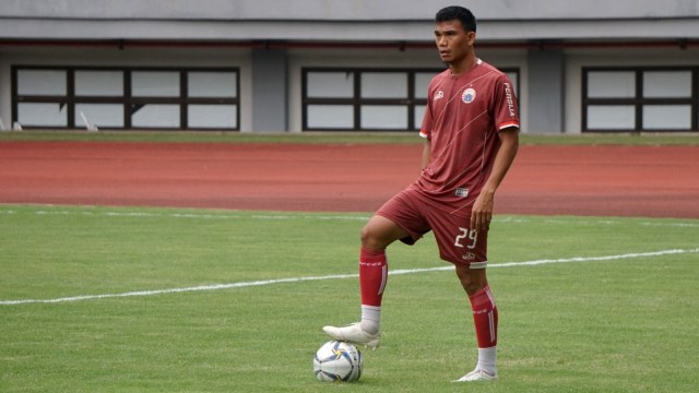 Pemain Persija Jakarta, Sandi Darma Sute. Foto: Iqbal Firdaus/kumparan