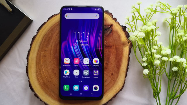 Vivo V15. Foto: Bianda Ludwianto/kumparan