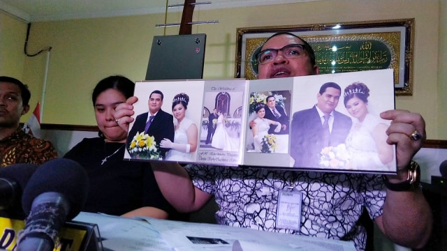 Razman Arif Nasution (kanan) dan Shirley Chandrawati Rahmat (tengah). Foto: Maria Gabrielle Putrinda/kumparan