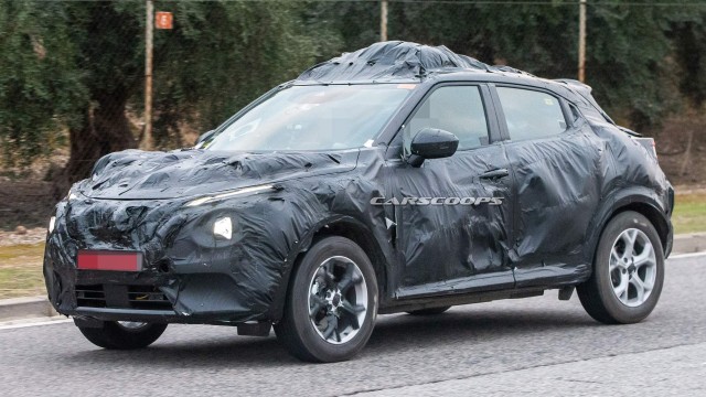 Bocoran Nissan Juke baru tampak depan dan samping Foto: dok. Carscoops
