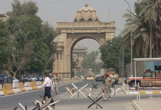 Main Gate Green Zone,Sumber:Wikipedia         