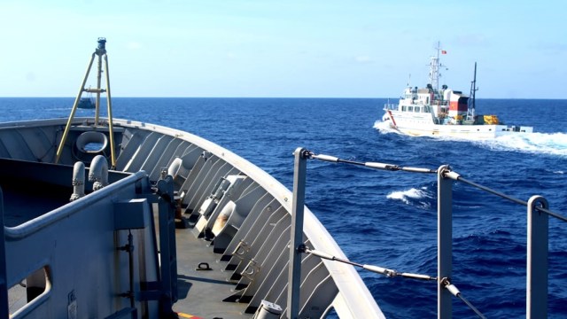 Kapal Pengawas (KP) Vietnam yang sempat bermanuver dengan TNI AL di Laut Natuna. Foto: Dok. KKP