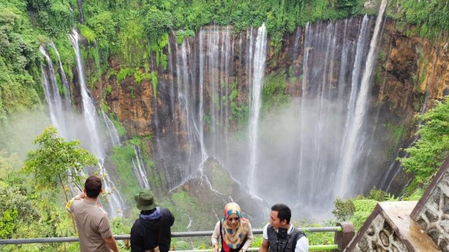 Air Terjun Tumpak Sewu di Lumajang yang memikat Foto: Polres Lumajang