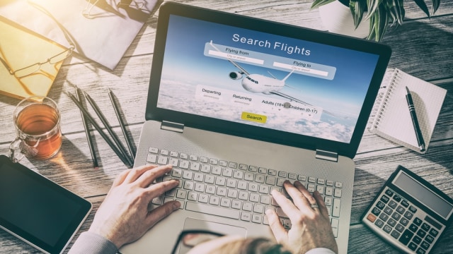 Ilustrasi mencari tiket murah Foto: Shutter Stock