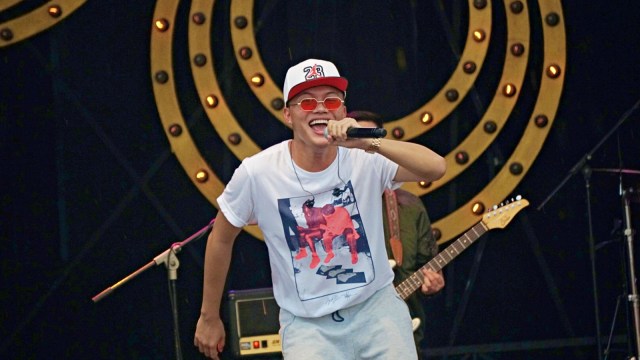 Penyanyi Rizky Febian tampil di BNI Java Jazz 2019 di JIEXPO Kemayoran. Foto: Irfan Adi Saputra/kumparan