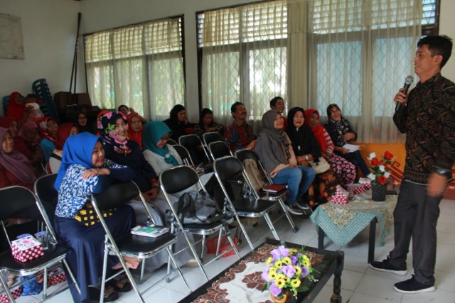 Suasana diskusi dan sosialisasi Kader PATBM di Kecamatan Panjang | foto: Latifah Desti Lustikasari/lampunggeh.co.id