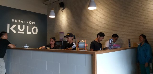 Kedai Kopi Kulo di kawasan Jalan Muhidin No 78 Pangkalpinang, sangat diminati anak-anak muda Pangkalpinang.(foto:babelhits)