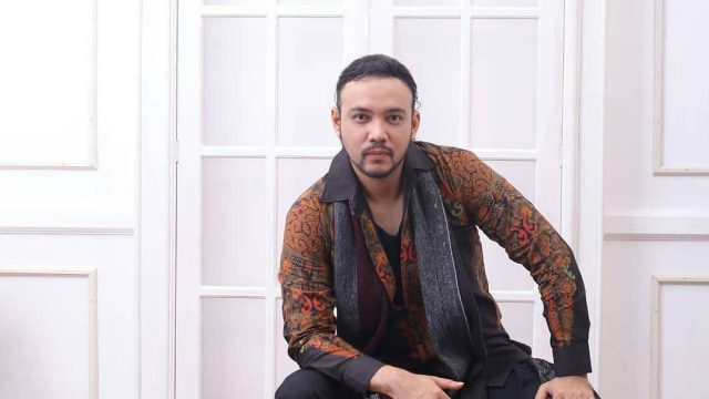 Pesinetron Sandy Tumiwa ditangkap karena konsumsi narkoba. (foto: Instagram/@sandy_tumiwa82)
