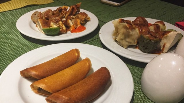 Ilustrasi beberapa makanan enak (Foto: Kartika Pamujiningtyas/kumparan)