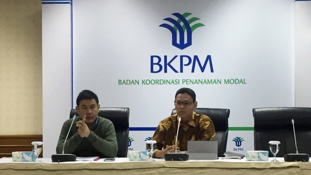 Plt. Deputi Bidang Pengembangan Iklim Penanaman Modal BKPM Yuliot (kanan) dan Direktur Fasilitas Promosi Daerah BKPM Indra Darmawan (kiri). Foto: Selfy Momongan/kumparan