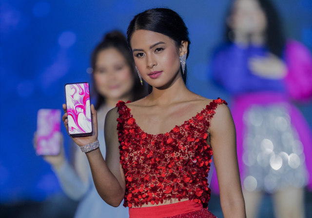com-Maudy Ayunda dalam acara launching Vivo V15. Foto: Dok. Vivo Indonesia