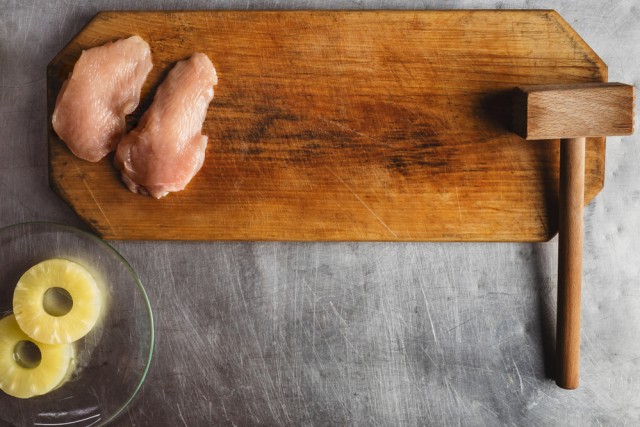 Ilustrasi Daging Bebek Foto: Shutterstock/Alas_spb