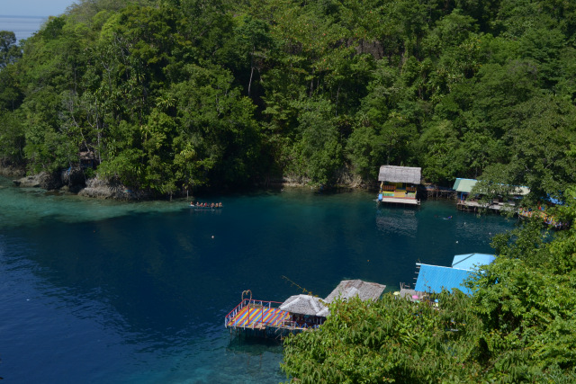 Pemandangan Pantai Lubang Buaya Morella dari ketinggian (7/3). Dok Lentera Maluku
