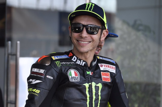 Pebalap Monster Energy Yamaha Valentino Rossi menanti kolaborasi Jorge Lorenzo dan Marc Marquez di MotoGP 2019 Foto: twitter/yamahamotogp