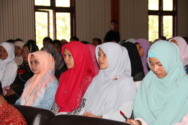 Para mahasiswa STAIN Teungku Dirundeng, Meulaboh, Aceh Barat mengikuti kuliah. Foto: Dok. Jun Mulieng