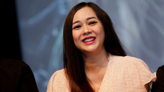 Aura Kasih di konferensi pers film The Sacred Riana di Plaza Senayan Jakarta Senin (11/03). Foto: Ronny/kumparan