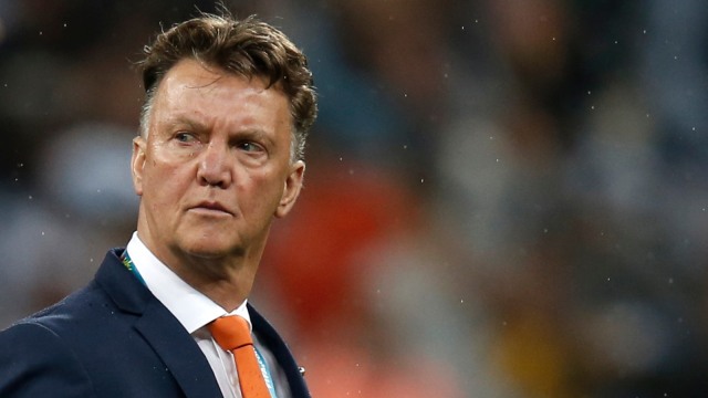 Louis van Gaal memimpin Belanda di Piala Dunia 2014. Foto: AFP/Adrian Dennis