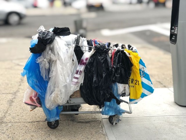 5 Barang yang Bisa Mengurangi Sampah Plastik