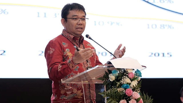 Direktur Potensi, Kepatuhan, dan Penerimaan Pajak Ditjen Pajak, Yon Arsal menjadi pembicara pada Seminar Nasional Perpajakan di Ditjen Pajak. Foto: Dok. Ditjen Pajak