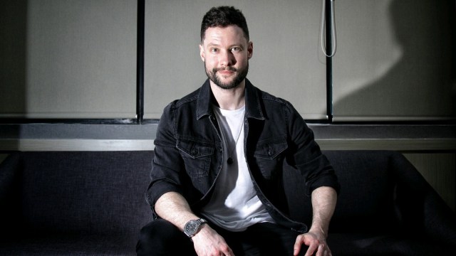 Penyanyi sekaligus penulis lagu, Calum Scott. Foto: Helmi Afandi/kumparan