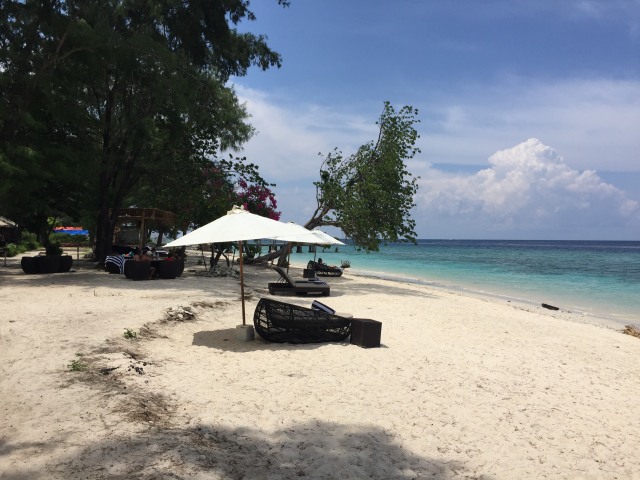 Suasana di Pantai Karma Reef Gili Meno Foto: Gitario Vista Inasis/kumparan