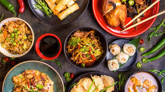 Ilustrasi kuliner Asia. Sumber: Shutterstock.
