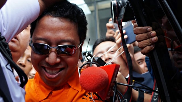 Romahurmuziy saat keluar dari Gedung KPK. Foto: Helmi Afandi/kumparan