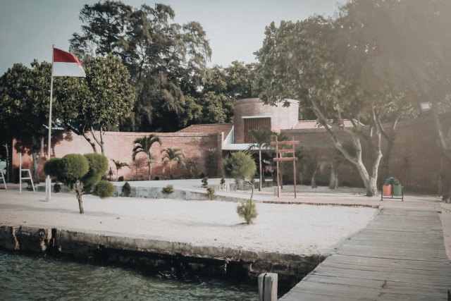 Pintu Gerbang Pulau Bidadari (Foto: Dody Senjaya)