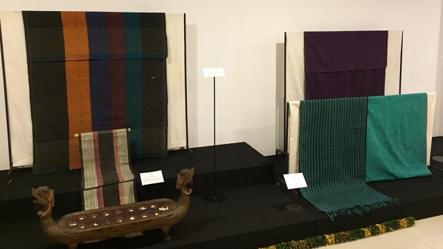 Pameran Lurik Indonesia 2019 di Sarinah, Jakarta, Selasa (19/3). Foto: Elsa Olivia/kumparan