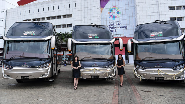 Ilustrasi bus high deck (HD) yang menggunakan kaca depan ganda (double glass) dari karoseri Laksana. Foto: ANTARA FOTO/Hafidz Mubarak A