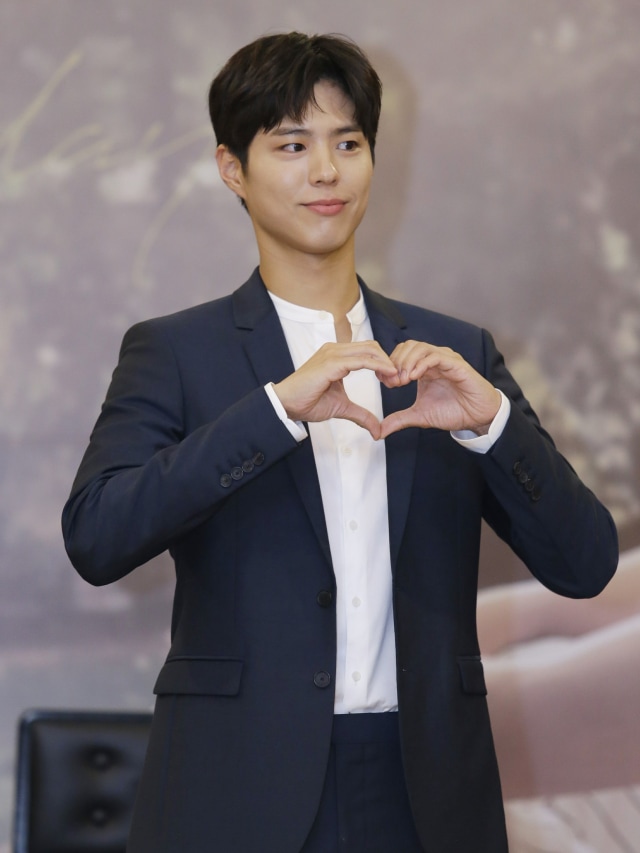 Artis asal Korea Selatan Park Bo Gum saat hadir di konferensi pers jelang acara Good Day di Kota Kasablanka, Jakarta, Jumat (22/3). Foto: Ronny
