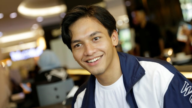 Artis Jefri Nichol saat hadir di acara film Hits & Run di FX Sudirman Jakarta Sabtu (23/3). Foto: Ronny